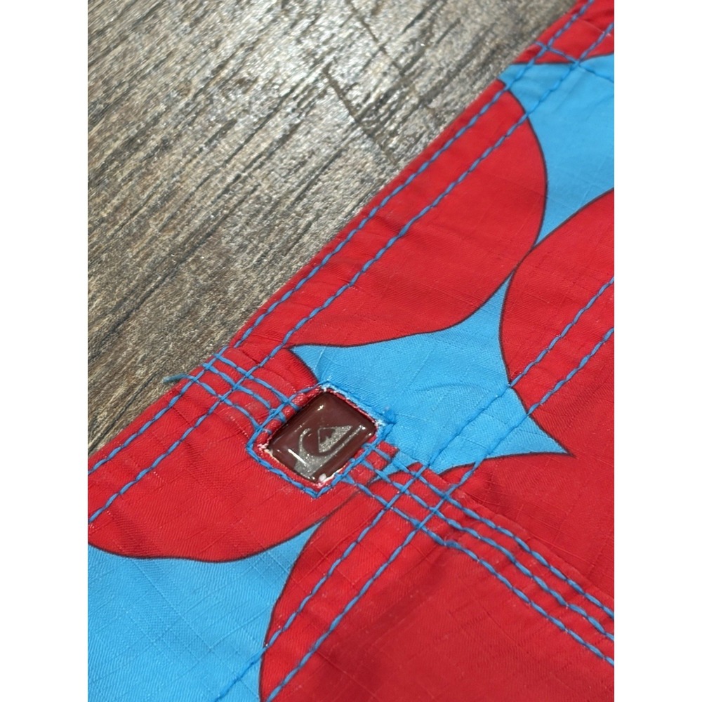Vintage Y2k Quiksilver Diamond Colorblock AOP Graphic Board Shorts 34 Surfwear - Picture 5 of 12